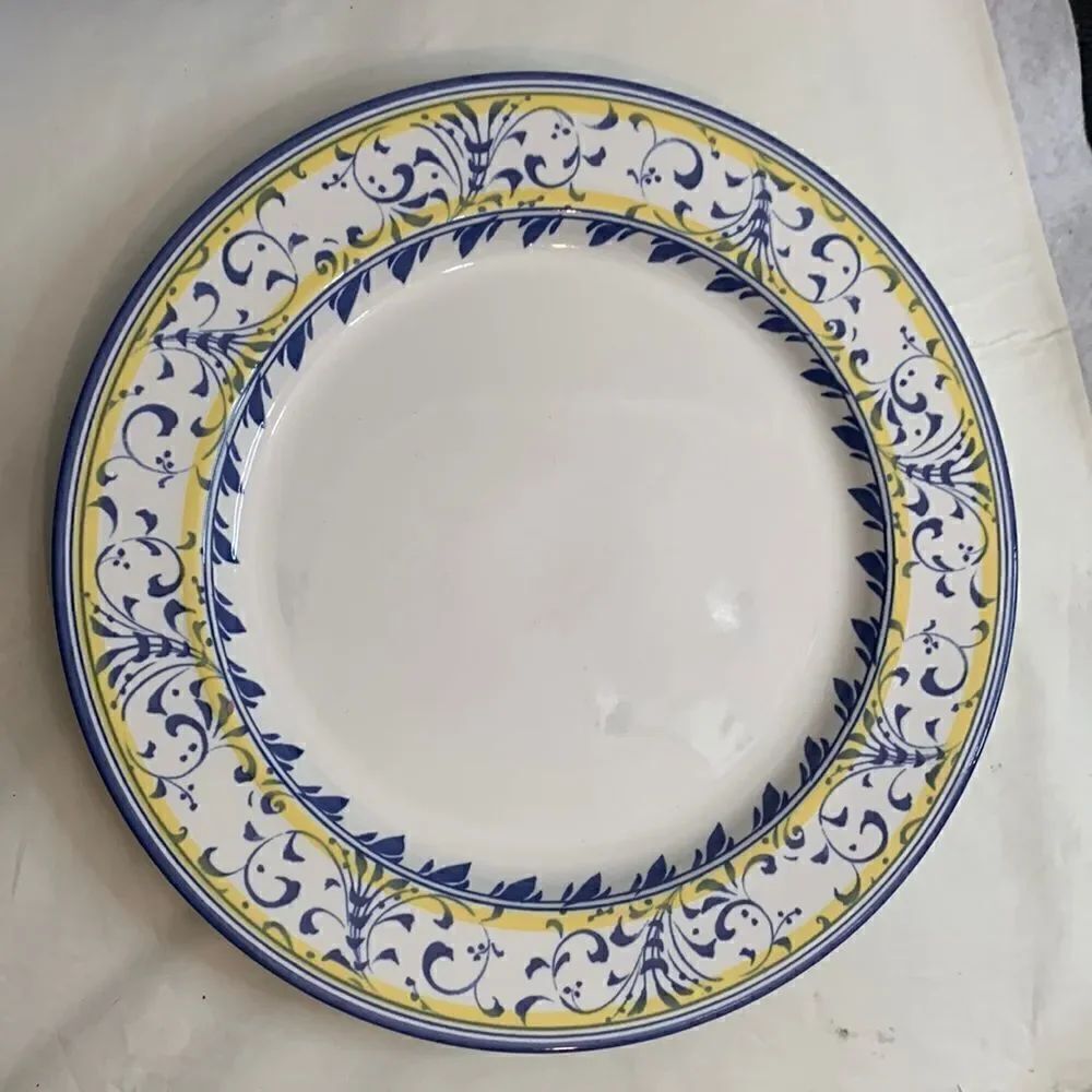 Signature Stoneware Japan 12 In Round Blue Yellow White Serving Plate Platter
